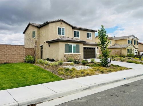 1560 Scarlet Sage Dr, Perris, CA, 92571-8338 | Card Image