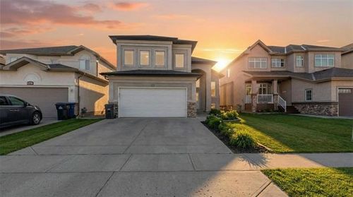 173 Lakebourne Dr, Winnipeg, MB, R2P1R9 | Card Image