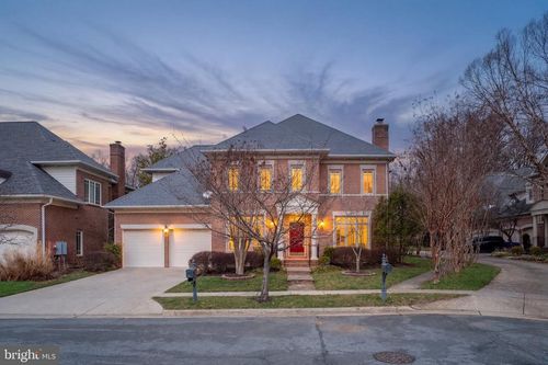 6723 Honesty Dr, BETHESDA, MD, 20817-5516 | Card Image