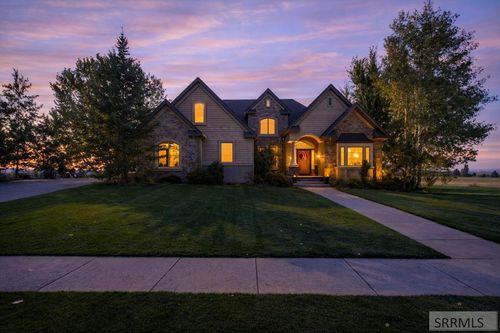 610 Autumn Dr, Rexburg, ID, 83440-2292 | Card Image