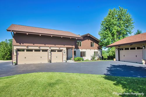 6509 Oak Hill Dr, Richmond, IL, 60071-9693 | Card Image