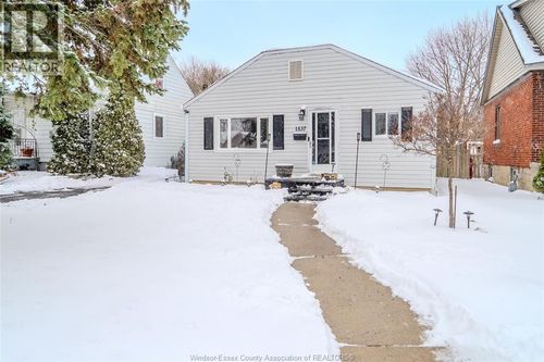 1537 Rossini Blvd, Windsor, ON, N8Y3A1 | Card Image