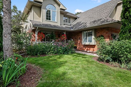 82 Masonville Cres, London, ON, N5X3T2 | Card Image
