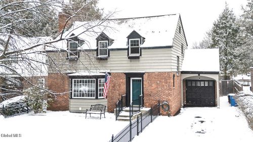 735 New Scotland Ave, Albany, NY, 12208-1321 | Card Image