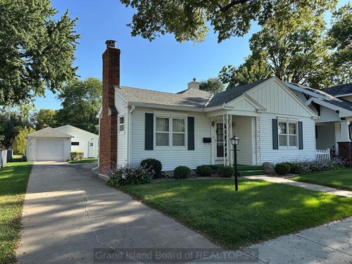 1211 W 6th St, Grand Island, NE, 68801-4431 | Card Image