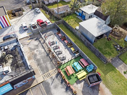 4 E Francis St, Baytown, TX, 77520-3020 | Card Image