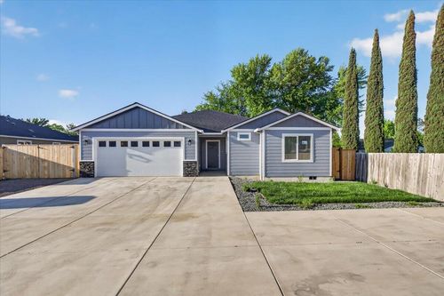 2969 Stonebrook Drive, Medford, OR, 97504 | Card Image
