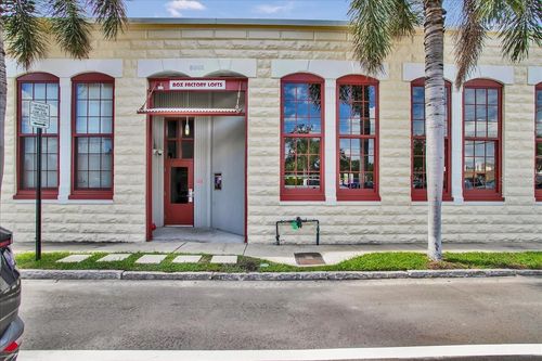 24-2001 E 2nd Ave, TAMPA, FL, 33605-5210 | Card Image
