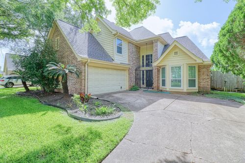 2915 Cotton Stock Dr, Sugar Land, TX, 77479-1213 | Card Image