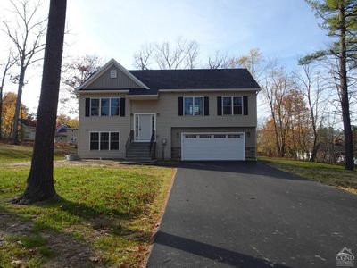 14 Marcy Ave., Home with 3 bedrooms, 1 bathrooms and null parking in Averill Park NY | Image 1