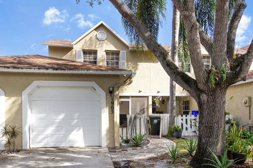 1905 Maplewood Dr, Greenacres, FL, 33415-1488 | Card Image