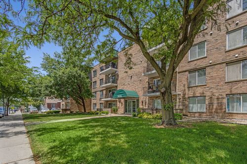 405-3838 W 111th St, Chicago, IL, 60655-4036 | Card Image