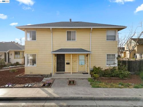 1815 2nd St, Alameda, CA, 94501 | Card Image