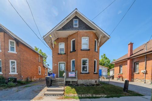 87 Durham St W, Lindsay, ON, K9V2P8 | Card Image