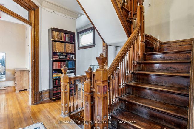 177 Dowling Ave, House other with 8 bedrooms, 3 bathrooms and 2 parking in Toronto ON | Image 17