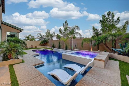 10285 Sierra Skye Ave, Las Vegas, NV, 89166-6570 | Card Image