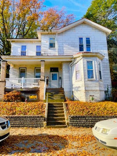 711 Wymore, House other with 4 bedrooms, 1 bathrooms and 4 parking in Elliott PA | Image 1