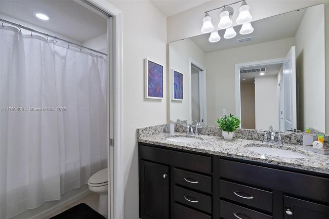 627 - 627 Jasmine Ln, Townhouse with 5 bedrooms, 5 bathrooms and null parking in DAVENPORT FL | Image 27