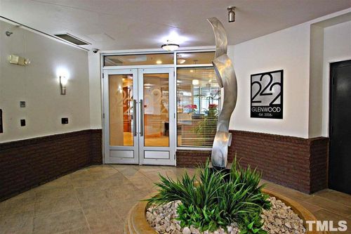 513-222 Glenwood Avenue, Raleigh, NC, 27603 | Card Image