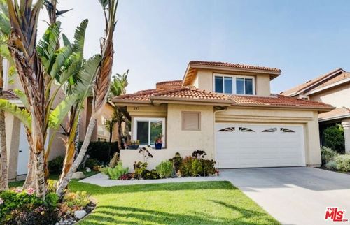 247 Saint Croix Ct, Oak Park, CA, 91377-5544 | Card Image