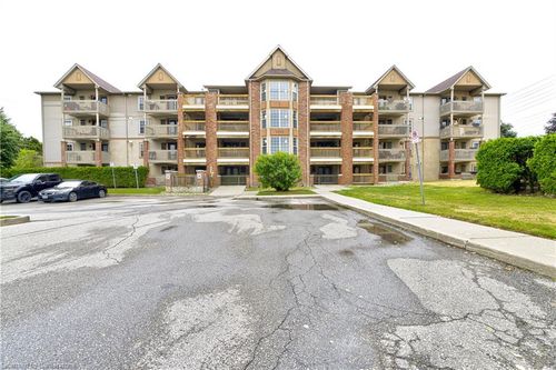 210-4005 Kilmer Dr, Burlington, ON, L7M4M2 | Card Image