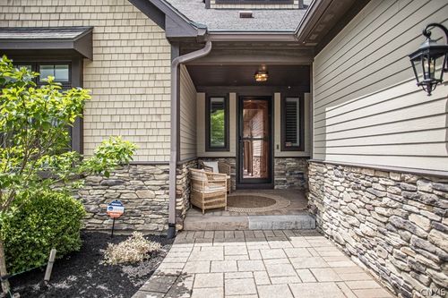 118 Buchmans Close Cir, Fayetteville, NY, 13066-6680 | Card Image