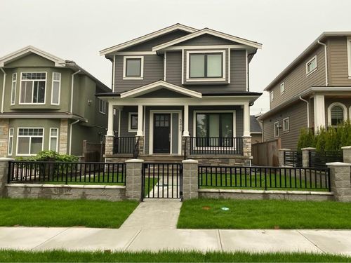 3345 Parker St, Vancouver, BC, V5K2W1 | Card Image