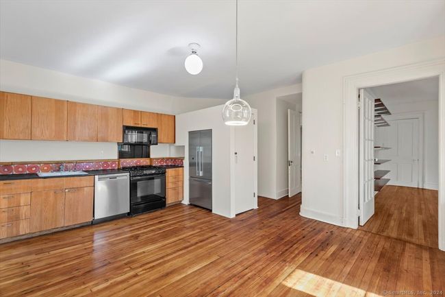 Wonderfully sized kitchen ready for your updates! | Image 8
