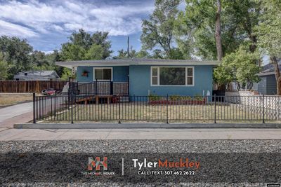 419 S 2nd, House other with 2 bedrooms, 2 bathrooms and null parking in Glenrock WY | Image 1