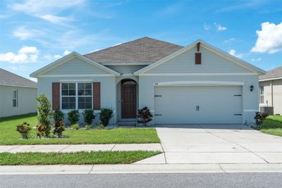 324 Corso Loop, House other with 4 bedrooms, 2 bathrooms and null parking in Winter Haven FL | Image 1