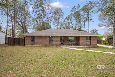 110 Leigh Circle, House other with 3 bedrooms, 2 bathrooms and 3 parking in Daphne AL | Image 2