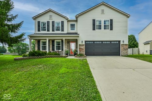 863 Moate Cir, Greenwood, IN, 46143-6951 | Card Image