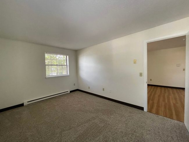 APT-22 - 11 Railroad Ave, Condo with 2 bedrooms, 1 bathrooms and null parking in Derry NH | Image 25