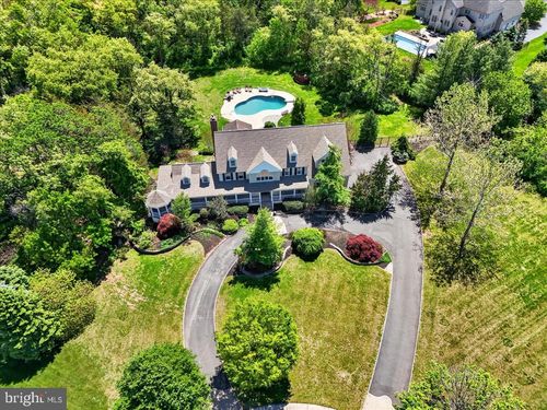 6 Harman Ct, Hillsborough, NJ, 08844-4083 | Card Image