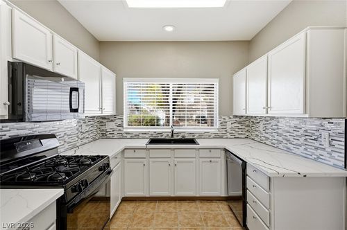7733 Donald Nelson Ave, Las Vegas, NV, 89131-4781 | Card Image