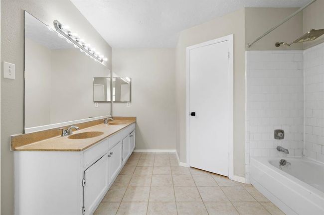 2803 N Brompton Drive, House other with 3 bedrooms, 2 bathrooms and 2 parking in Pearland TX | Image 14