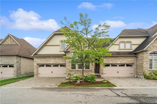 8-19 Simmonds Dr, Guelph, ON, N1E0H4 | Card Image