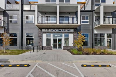 2222 - 151 Skyview Bay Ne, Home with 1 bedrooms, 1 bathrooms and 1 parking in Calgary AB | Image 2