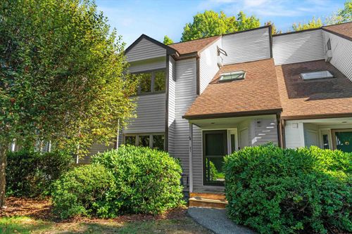 27 Pondview Dr, Merrimack, NH, 03054-4162 | Card Image