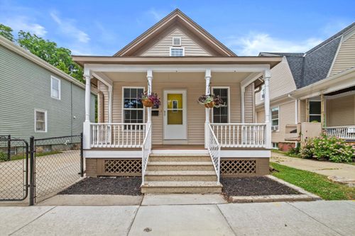 1516 Park Ave, RACINE, WI, 53403-2720 | Card Image