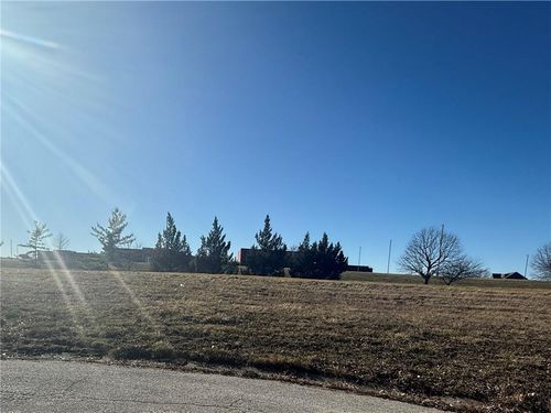 1106 James Creek Cir, Raymore, MO, 64083-7809 | Card Image