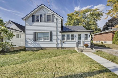 278 Upper Queen St, Thorndale, ON, N0M2P0 | Card Image