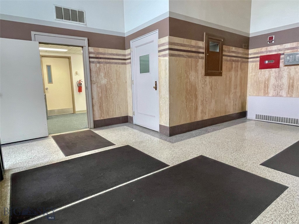 Commercial Lease in Butte 4