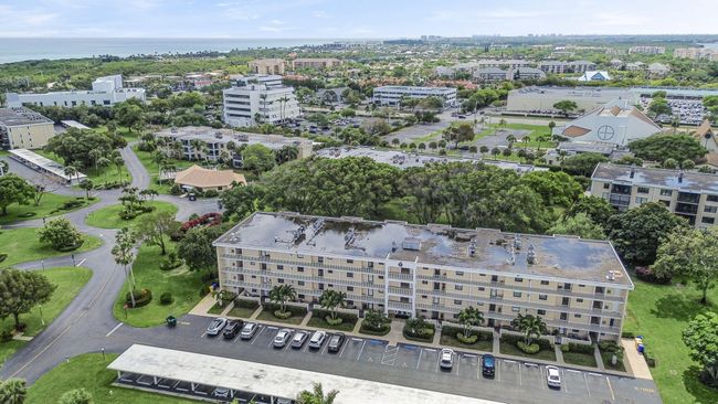 I-302 - 300 N Highway A1a, Condo with 2 bedrooms, 2 bathrooms and null parking in Jupiter FL | Image 52