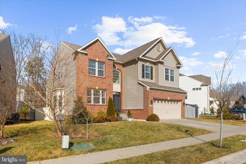 7585 Holly Ridge Dr, GLEN BURNIE, MD, 21060-8715 | Card Image