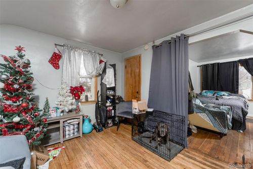 15791 Cherrylawn St, Detroit, MI, 48238-1142 | Card Image