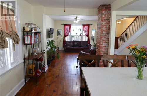 68 Bayfield St, Charlottetown, PE, C1A2G6 | Card Image