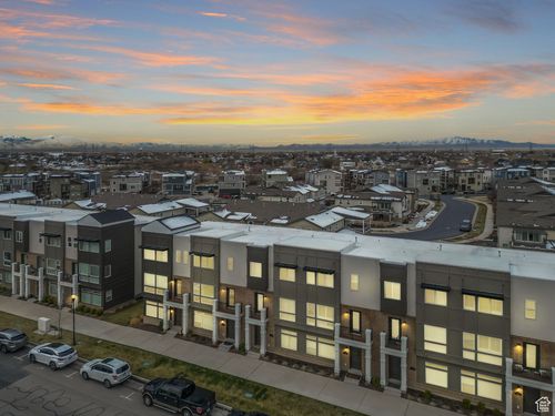 60 N 1100 W, Farmington, UT, 84025-2181 | Card Image