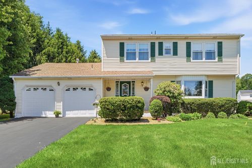 18 Nathaniel St, Monroe, NJ, 08831-9639 | Card Image
