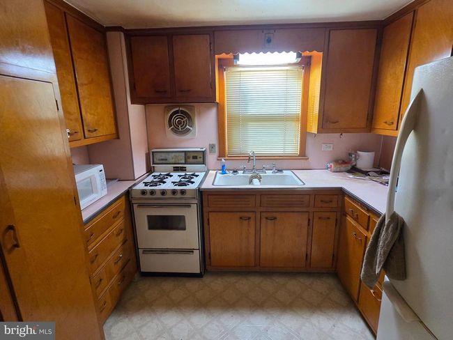 6 Iowana Ave, House other with 3 bedrooms, 1 bathrooms and null parking in Ewing NJ | Image 9